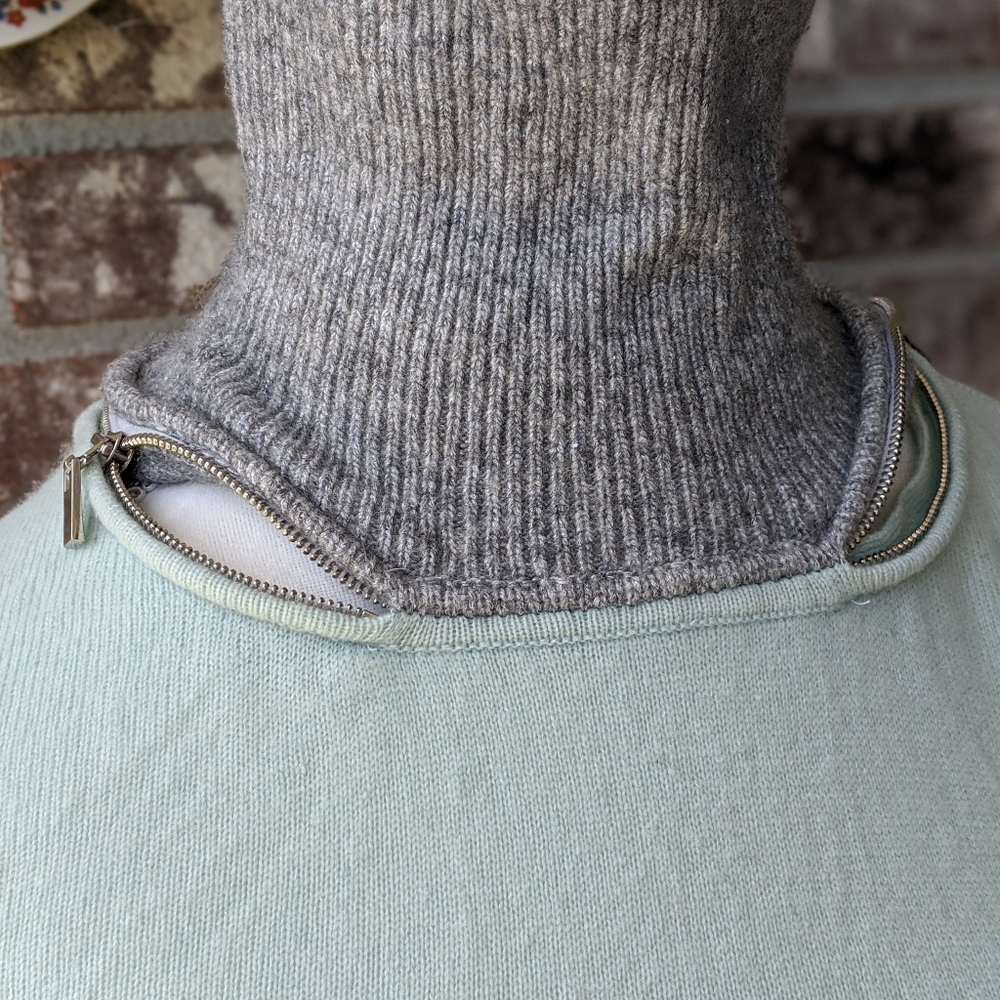 ESSENDI CASHMERE SWEATER - Picture 7 of 8